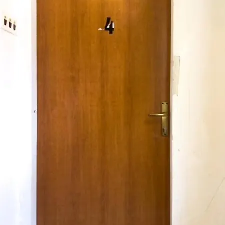 Edo 3 Apartment Pula