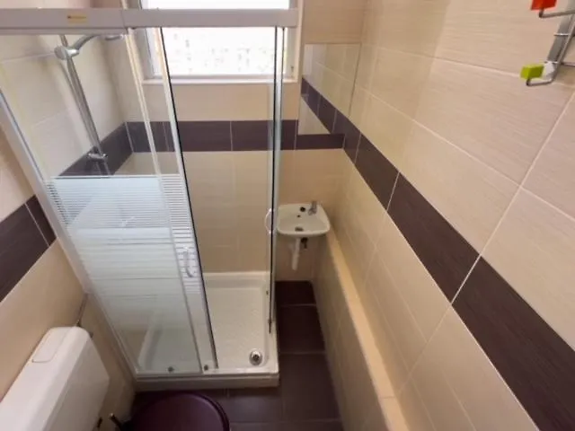Edo 3 * Pula