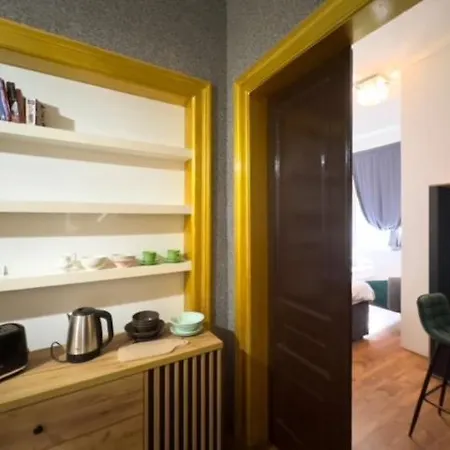 3 Apartment *
